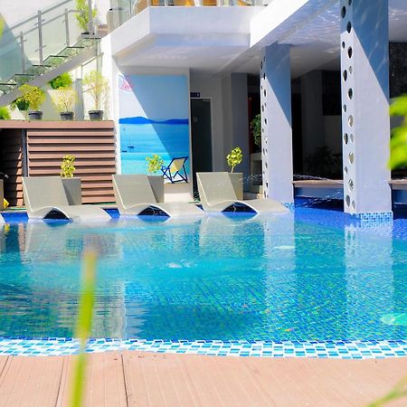 Eloisa Royal Suites Lapu-Lapu City Eksteriør billede