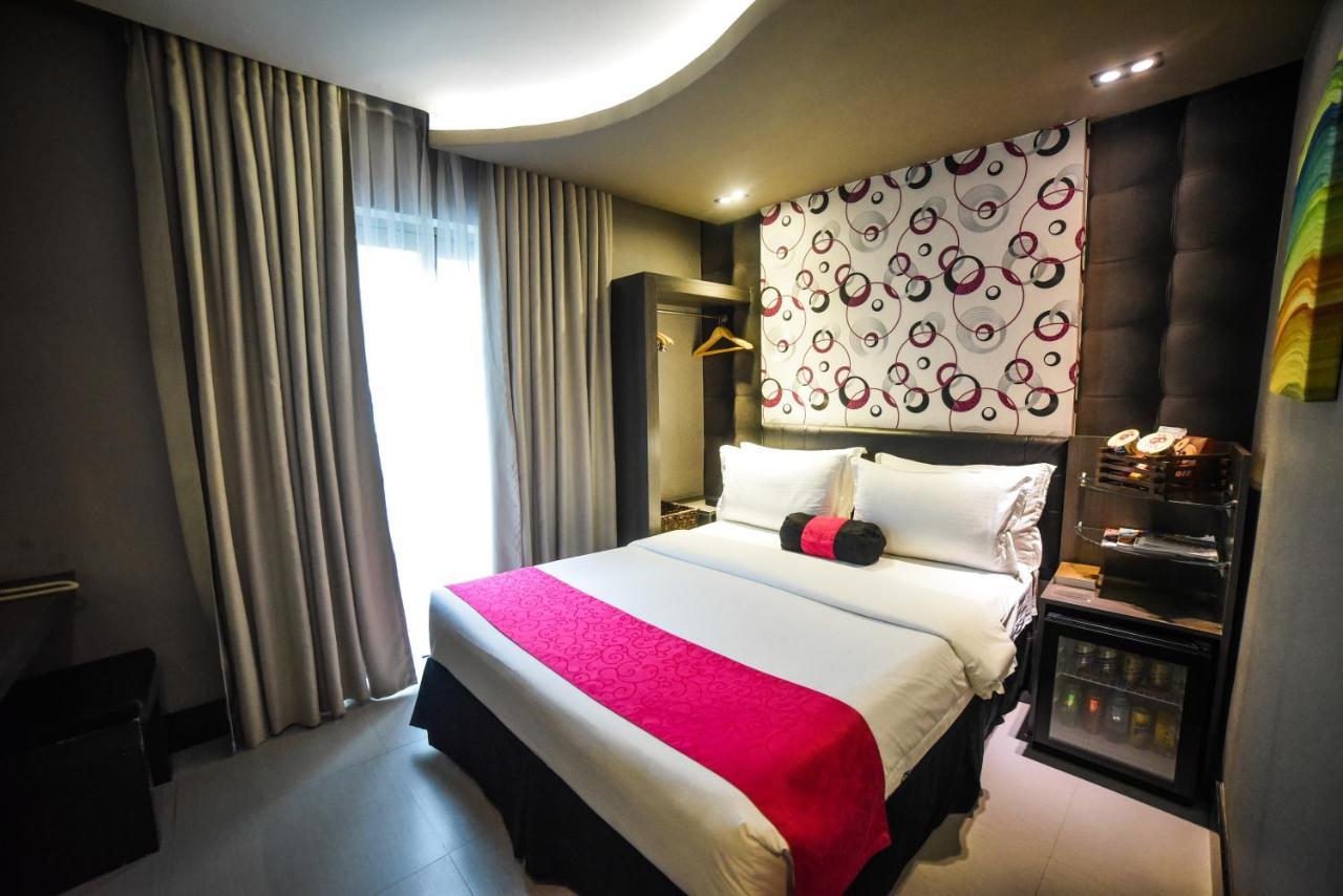 Eloisa Royal Suites Lapu-Lapu City Eksteriør billede